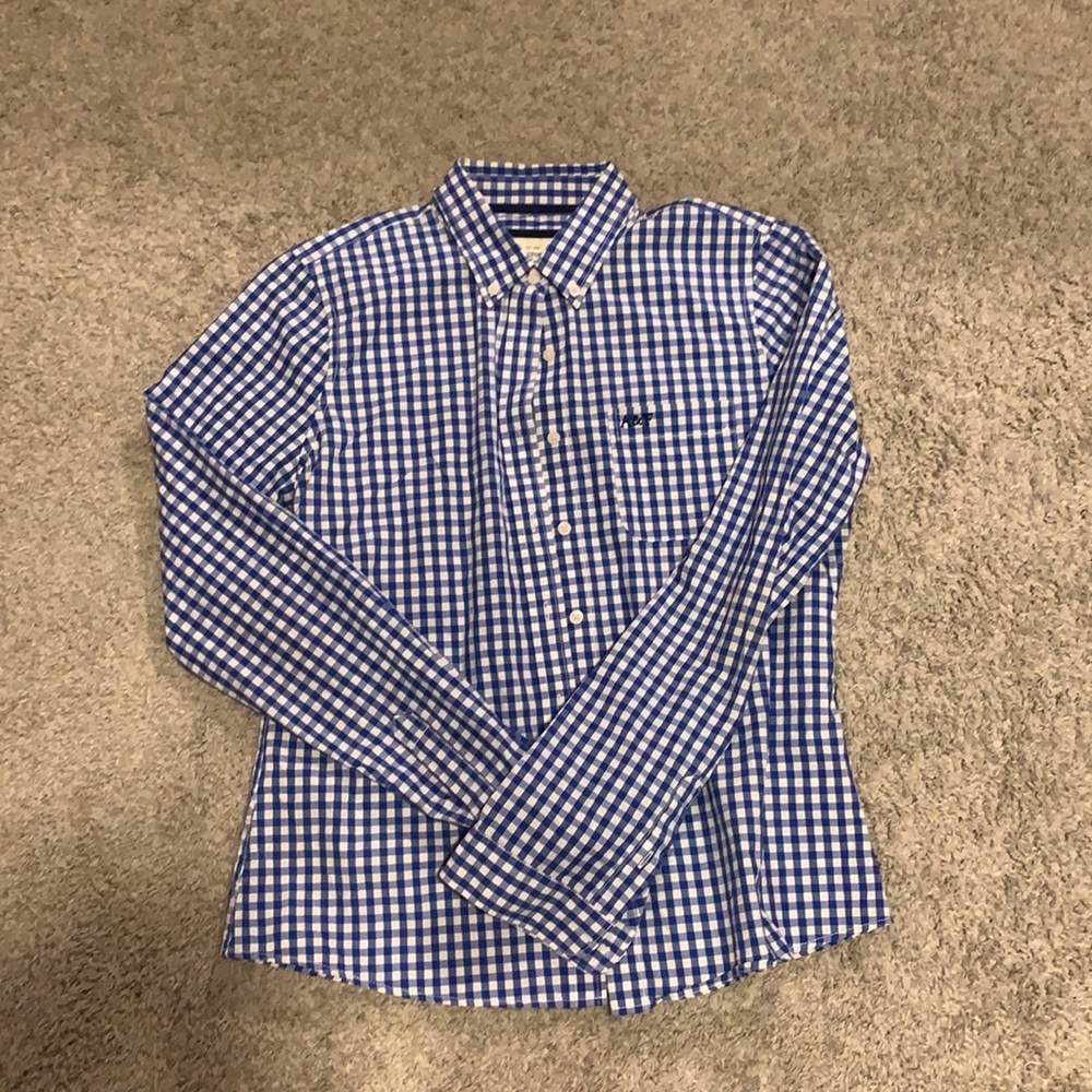 🪡 A&F Button Down